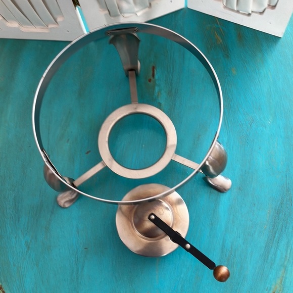 Stainless Steel Chafing Dish Set, Crafted in U.S.A. - Picture 6 of 9